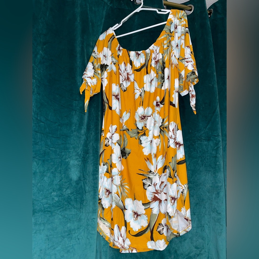 NEED GONE Derek Heart plus summer off the shoulder dress
